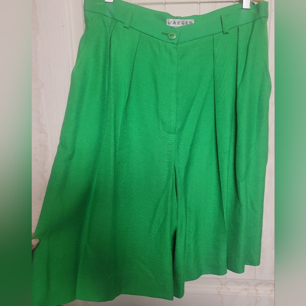 Jaeger Shorts